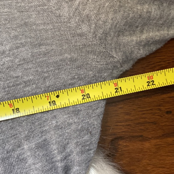 Beautiful heather Grey open style cardigan in size M - Picture 8 of 8